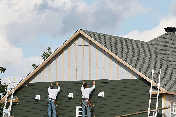 Professional Siding Installation technician working in Galloway, OH